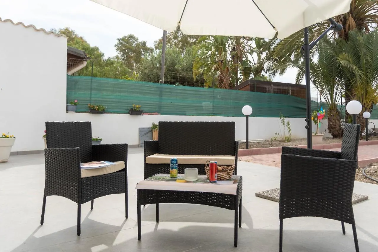 Guest house Casa Vacanze Parisi Villaggio Mose