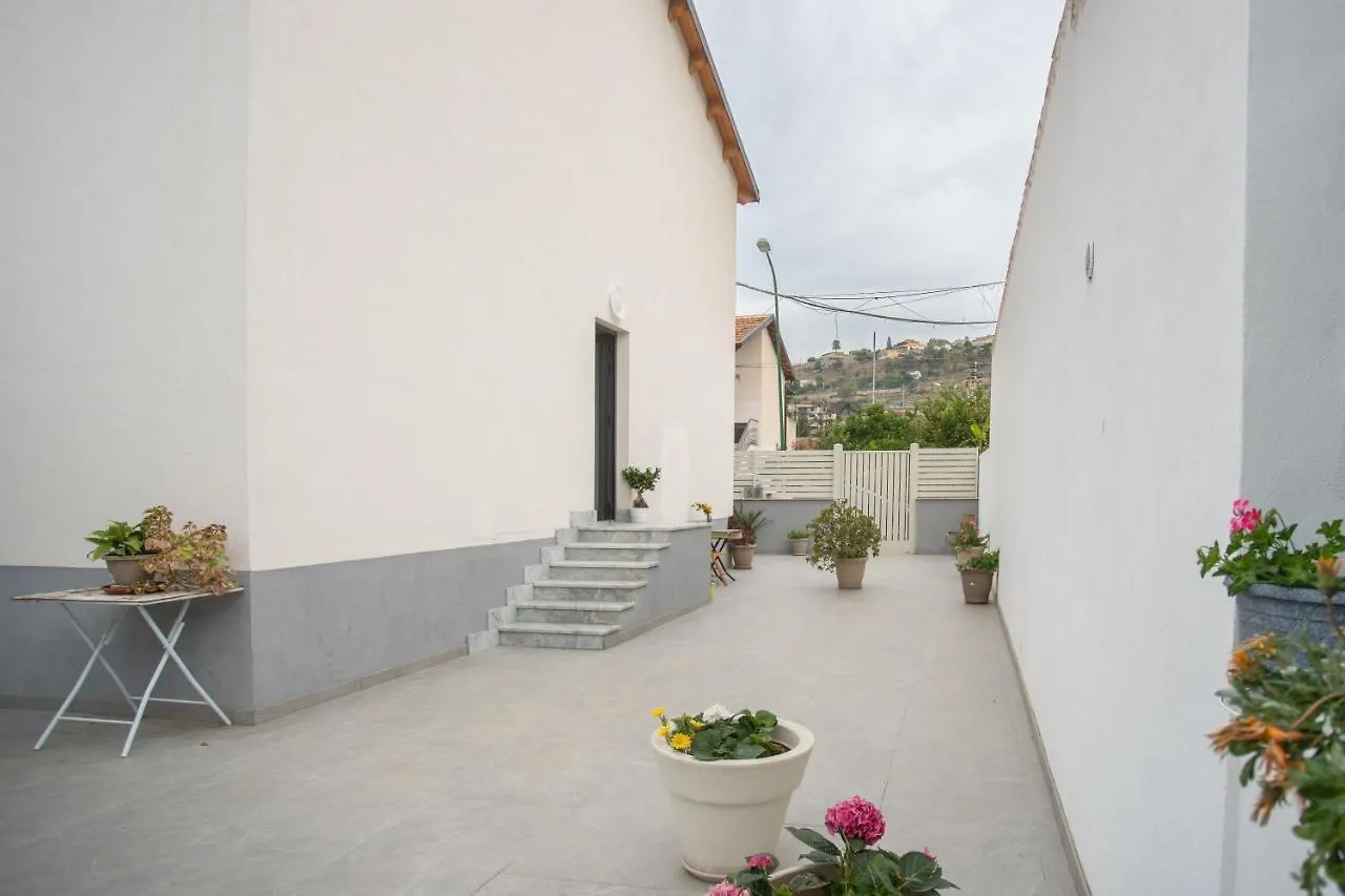 Casa Vacanze Parisi Villaggio Mose  Italy