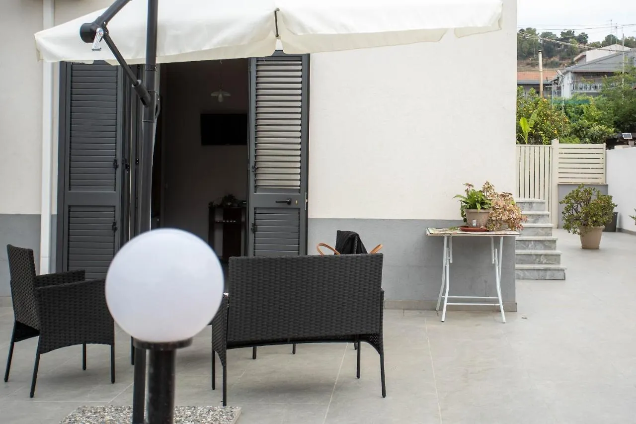 Casa Vacanze Parisi Villaggio Mose  0*, Villaggio Mose (Sicily)