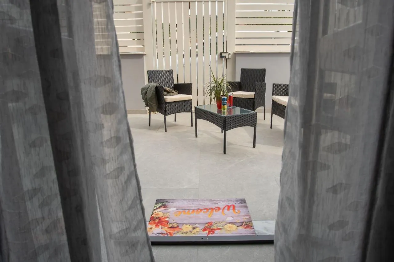 Casa Vacanze Parisi Villaggio Mose  Guest house Villaggio Mose (Sicily)